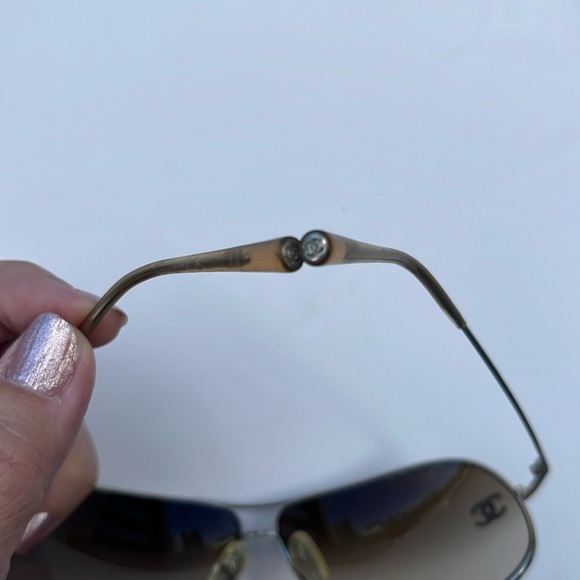 Authentic Vintage Chanel Gold Frame Sunglasses ~ 4132 - Picture 9 of 16